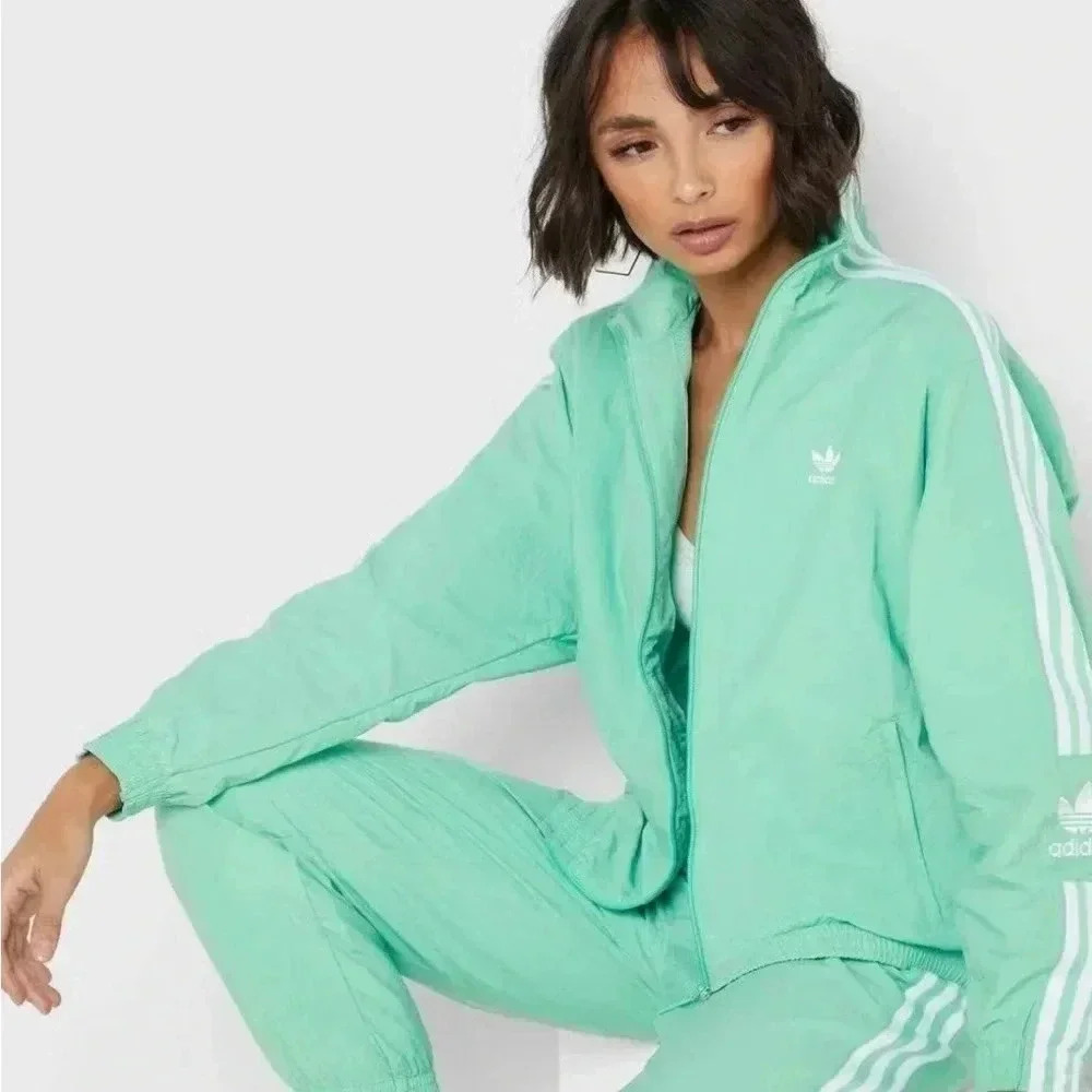 NWT‎ ADIDAS original lock up TT Size Small